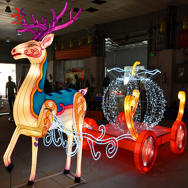 HOYECHI Christmas outdoor decoration lanterns, reindeer sleigh theme lights, custom made