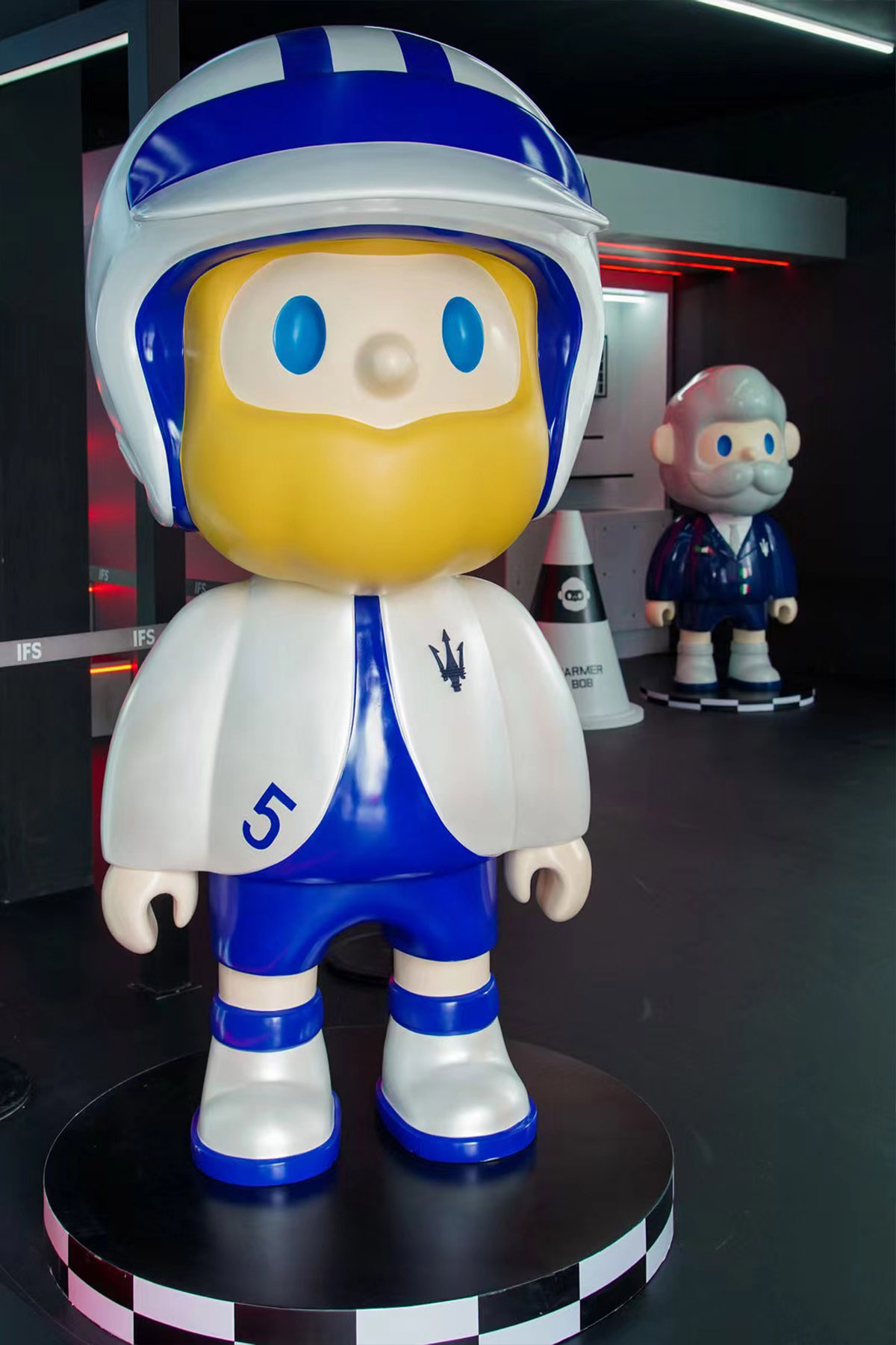 Chengdu IFS BOB× Maserati (22)