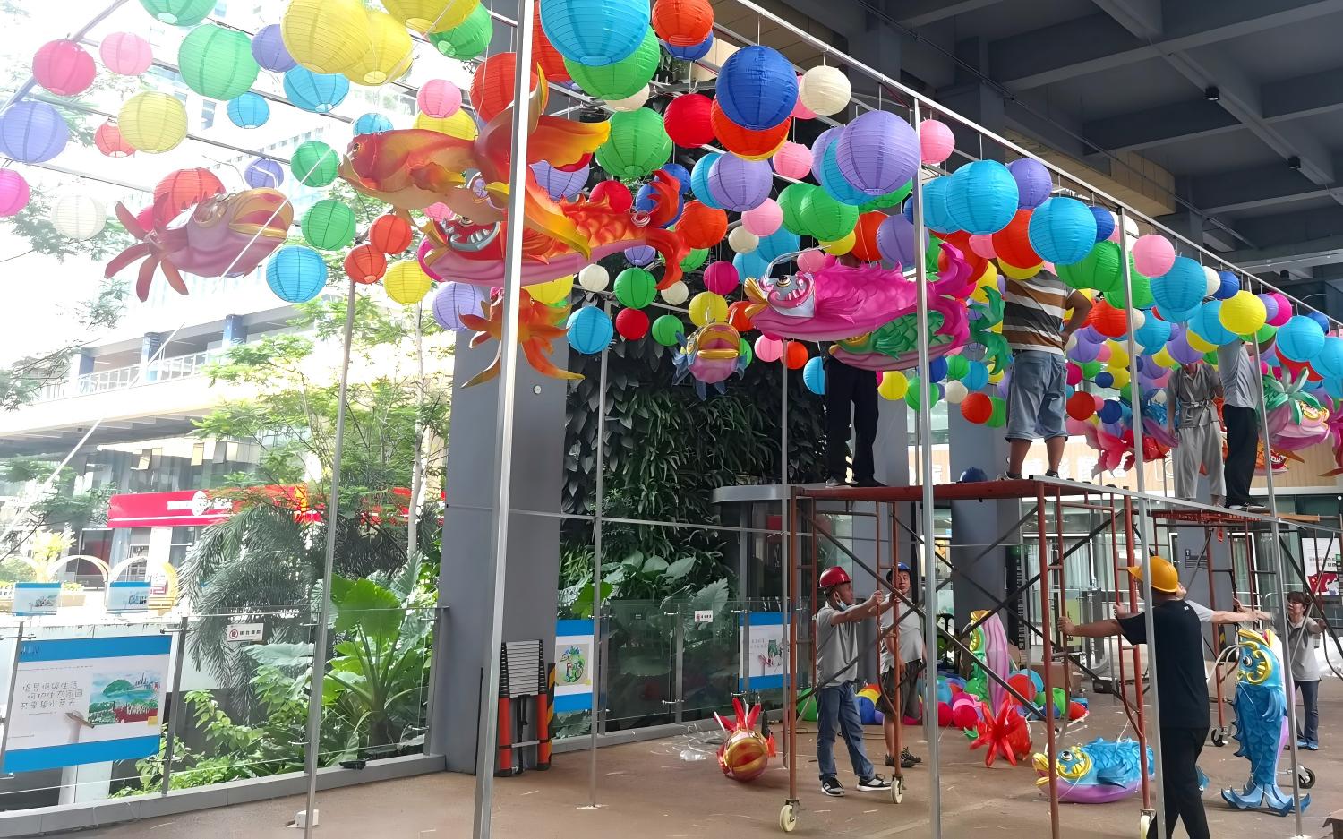 Commercial Plaza Lantern Passage Installation